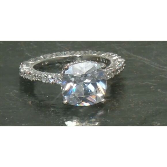 7.83 Ct. Cushion/Round Cut Genuine Diamond Simulant Engagement/Bridal Ring #8 - Picture 1 of 8